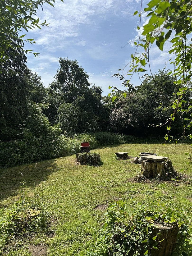 Prodej domu 240 m², pozemek 982 m², Hessisch Oldendorf, Dolní Sasko Prodej domu 240 m², pozemek 982 m², Hessisch Oldendorf, Dolní Sasko