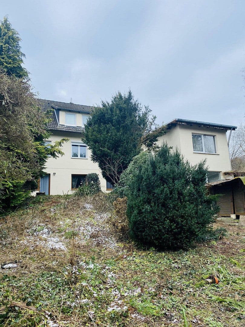 Prodej domu 240 m², pozemek 982 m², Hessisch Oldendorf, Dolní Sasko Prodej domu 240 m², pozemek 982 m², Hessisch Oldendorf, Dolní Sasko