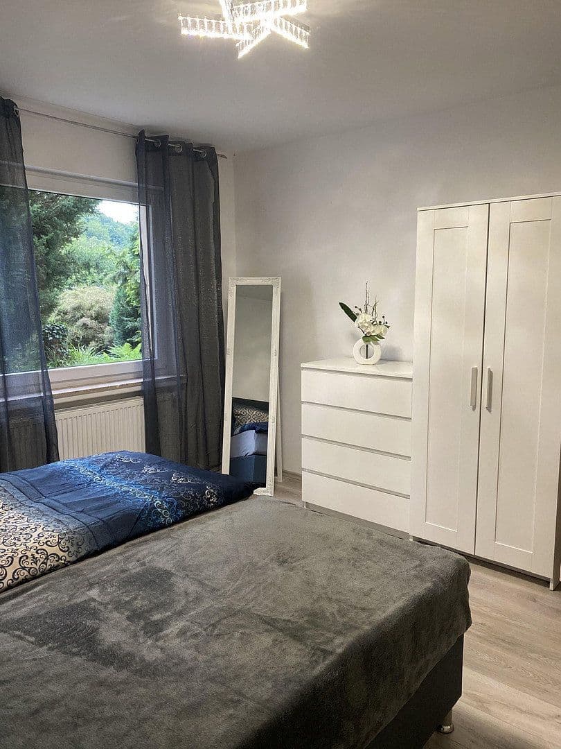 Prodej domu 240 m², pozemek 982 m², Hessisch Oldendorf, Dolní Sasko Prodej domu 240 m², pozemek 982 m², Hessisch Oldendorf, Dolní Sasko