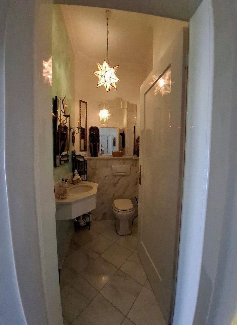 Prodej domu 357 m², pozemek 821 m², Brechen, Hessen Prodej domu 357 m², pozemek 821 m², Brechen, Hessen