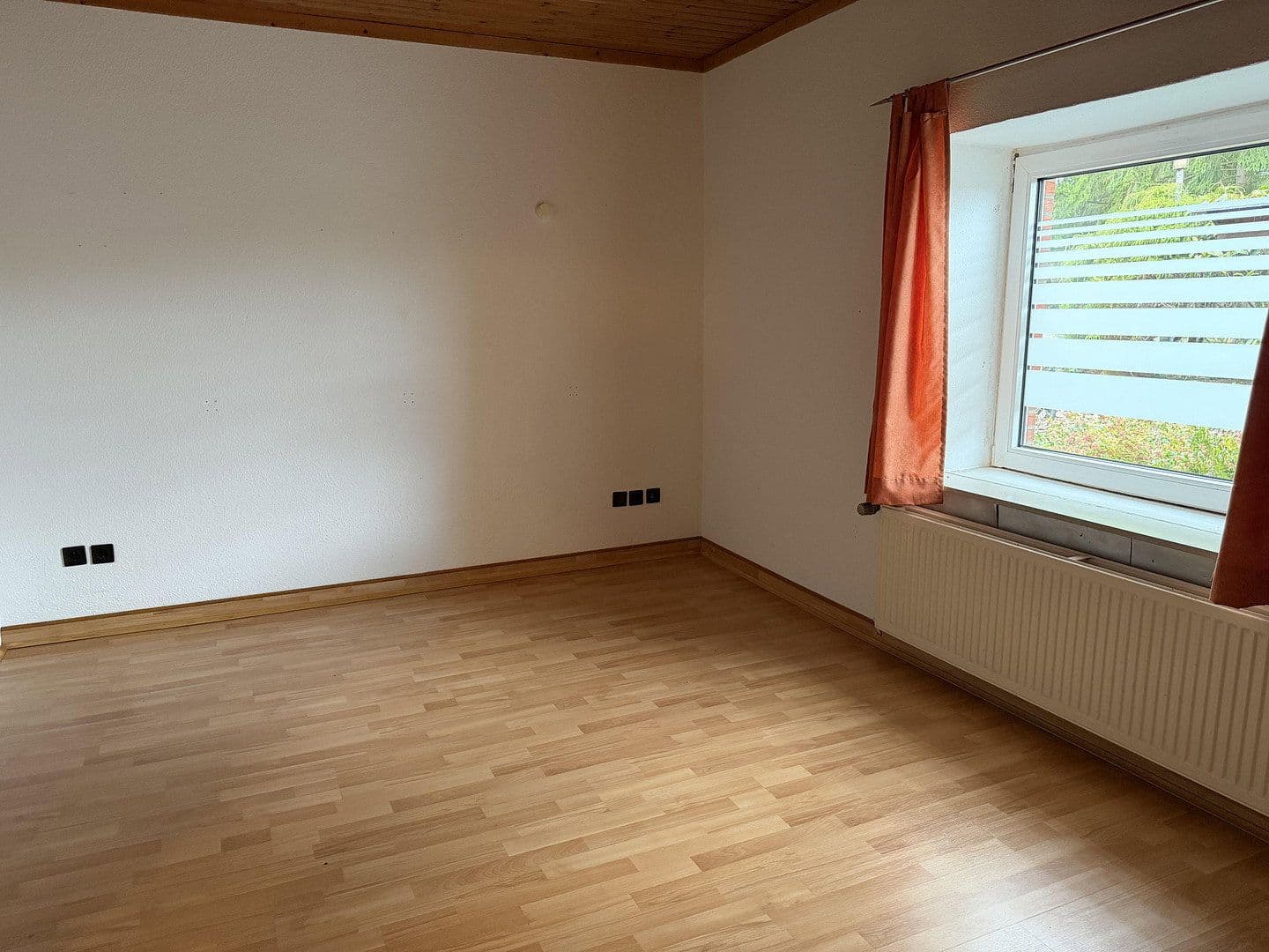 Prodej domu 165 m², pozemek 565 m², Kutenholz, Dolní Sasko Prodej domu 165 m², pozemek 565 m², Kutenholz, Dolní Sasko