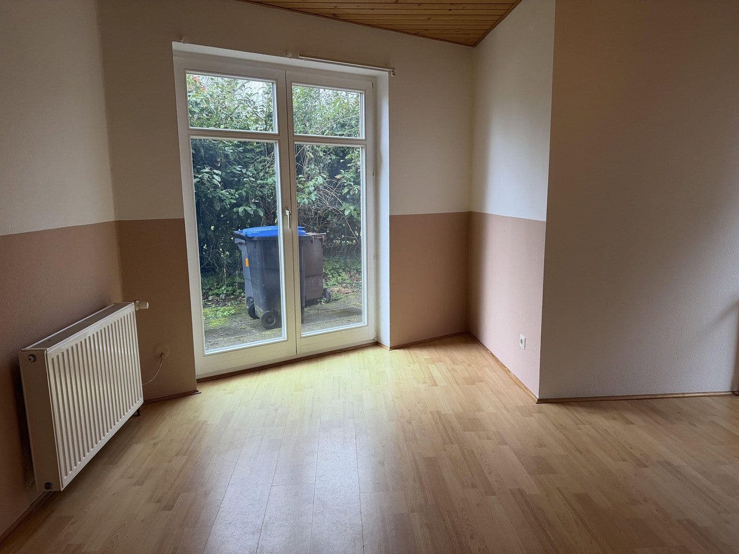 Prodej domu 165 m², pozemek 565 m², Kutenholz, Dolní Sasko Prodej domu 165 m², pozemek 565 m², Kutenholz, Dolní Sasko