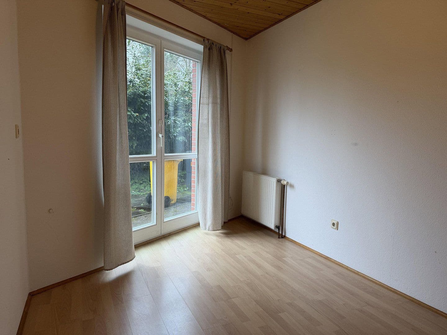 Prodej domu 165 m², pozemek 565 m², Kutenholz, Dolní Sasko Prodej domu 165 m², pozemek 565 m², Kutenholz, Dolní Sasko