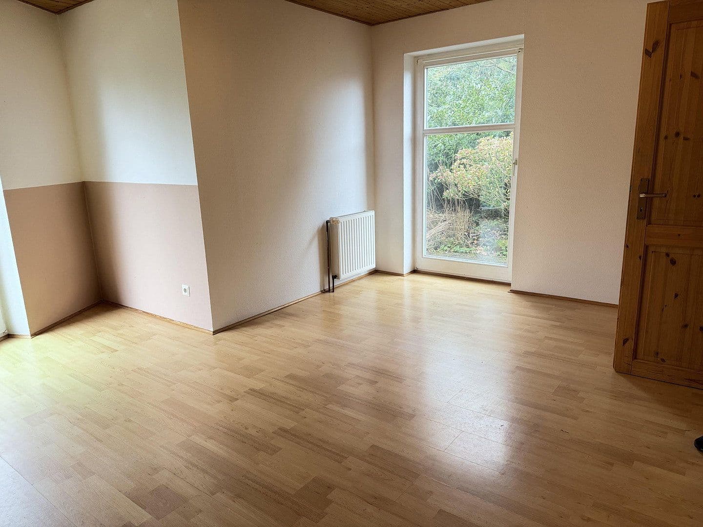 Prodej domu 165 m², pozemek 565 m², Kutenholz, Dolní Sasko Prodej domu 165 m², pozemek 565 m², Kutenholz, Dolní Sasko
