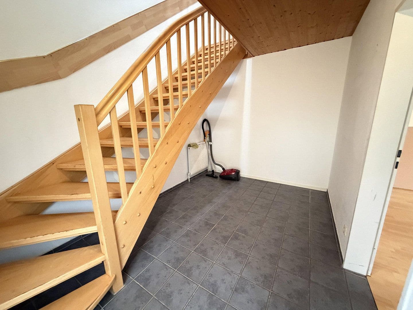 Prodej domu 165 m², pozemek 565 m², Kutenholz, Dolní Sasko Prodej domu 165 m², pozemek 565 m², Kutenholz, Dolní Sasko