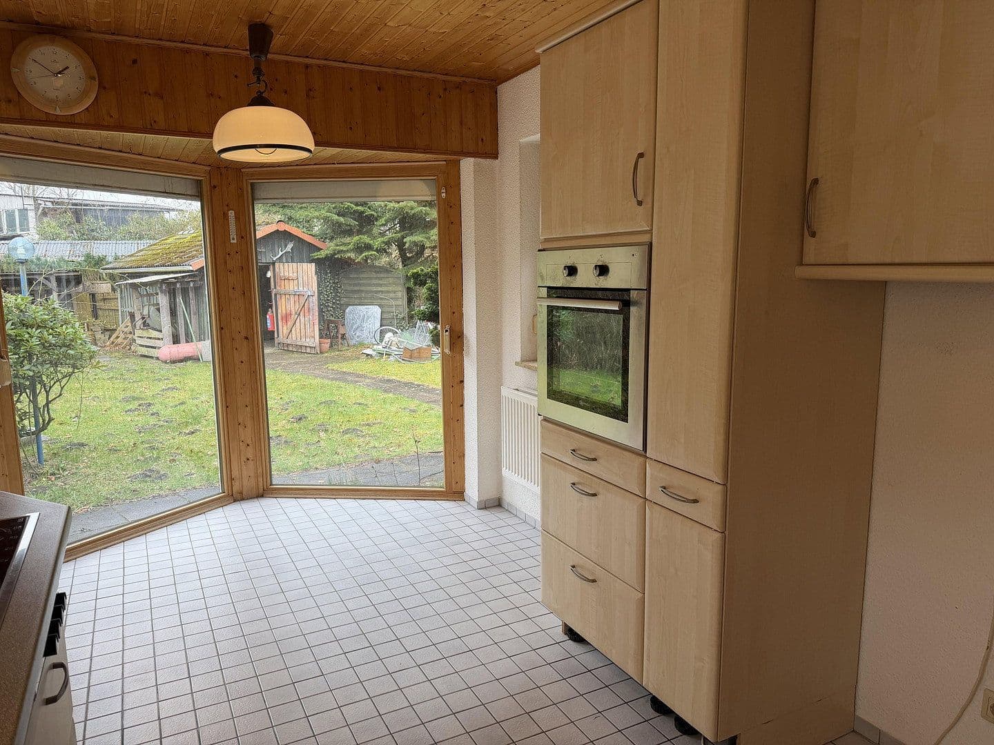Prodej domu 165 m², pozemek 565 m², Kutenholz, Dolní Sasko Prodej domu 165 m², pozemek 565 m², Kutenholz, Dolní Sasko
