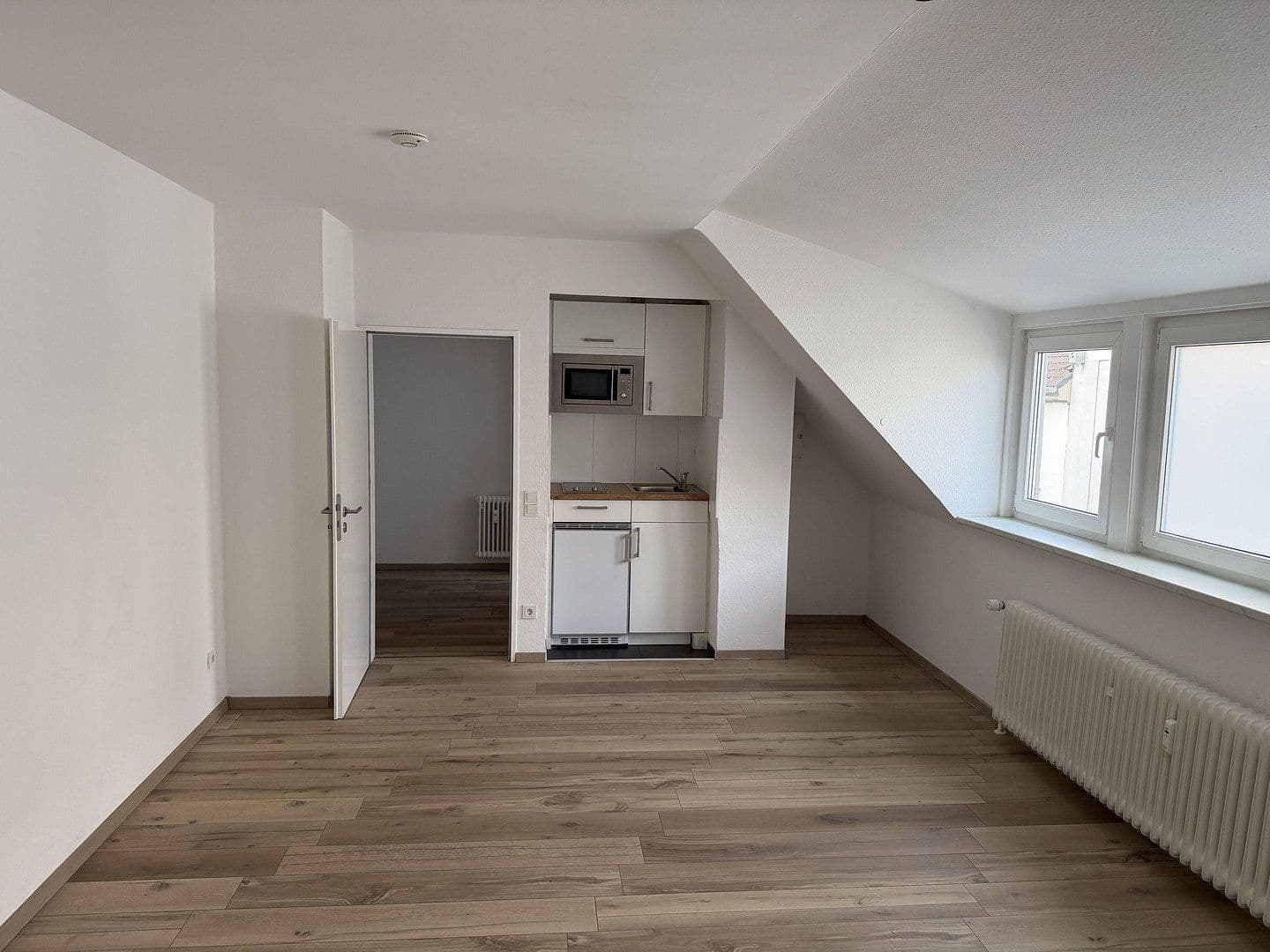 Pronájem bytu 1+kk 31 m², Bruchstraße 30, Krefeld, Severní Porýní-Vestfálsko Pronájem bytu 1+kk 31 m², Bruchstraße 30, Krefeld, Severní Porýní-Vestfálsko