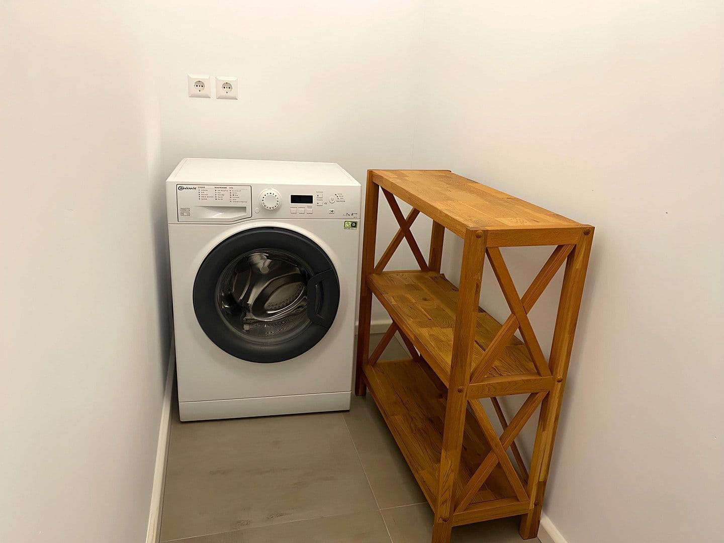 Pronájem bytu 3+1 73 m², Dorfstraße 78, Fürstenberg/Havel, Braniborsko Pronájem bytu 3+1 73 m², Dorfstraße 78, Fürstenberg/Havel, Braniborsko