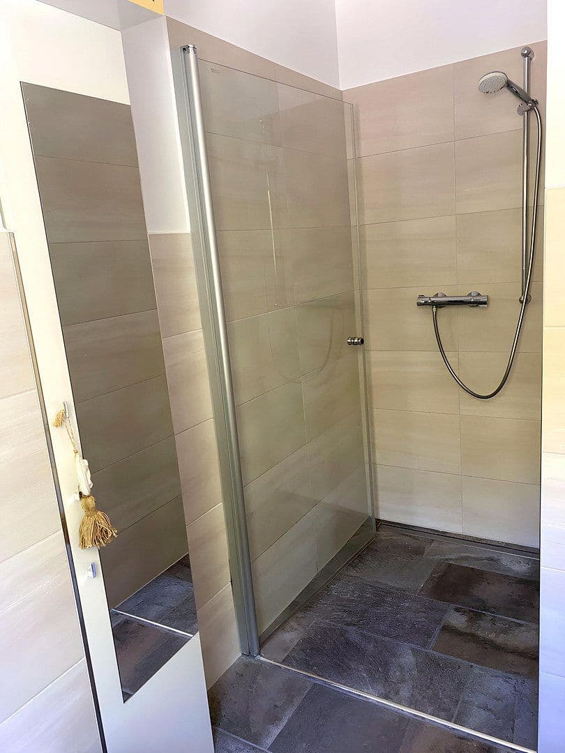 Pronájem bytu 3+1 73 m², Dorfstraße 78, Fürstenberg/Havel, Braniborsko Pronájem bytu 3+1 73 m², Dorfstraße 78, Fürstenberg/Havel, Braniborsko