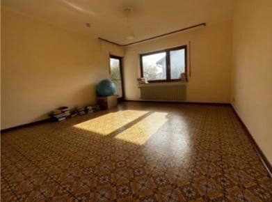 Prodej domu 190 m², pozemek 933 m², Neustraße 23, Kaden, Porýní-Falc Prodej domu 190 m², pozemek 933 m², Neustraße 23, Kaden, Porýní-Falc