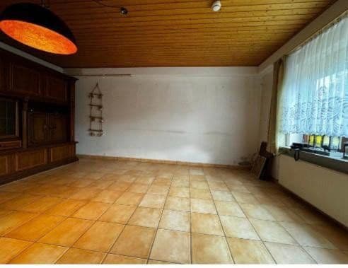 Prodej domu 190 m², pozemek 933 m², Neustraße 23, Kaden, Porýní-Falc Prodej domu 190 m², pozemek 933 m², Neustraße 23, Kaden, Porýní-Falc