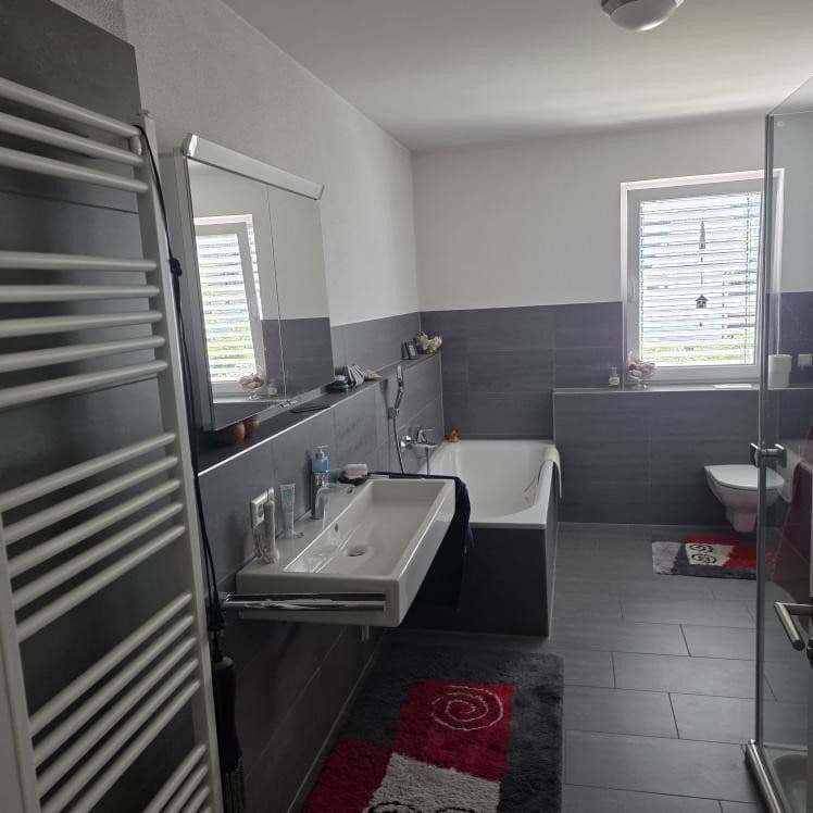 Prodej bytu 4+1 147 m², Untere Kapellenäcker 4, Bodman-Ludwigshafen, Bádensko-Württembersko Prodej bytu 4+1 147 m², Untere Kapellenäcker 4, Bodman-Ludwigshafen, Bádensko-Württembersko