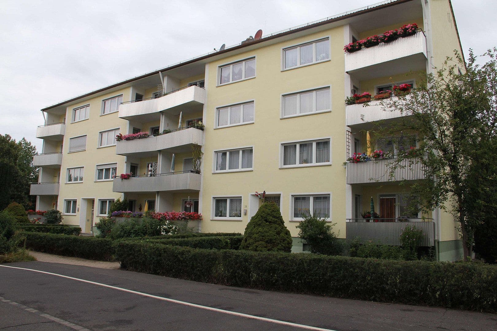 Pronájem bytu 3+1 65 m², Breslauer Str. 34a, Würzburg, Bavorsko Pronájem bytu 3+1 65 m², Breslauer Str. 34a, Würzburg, Bavorsko