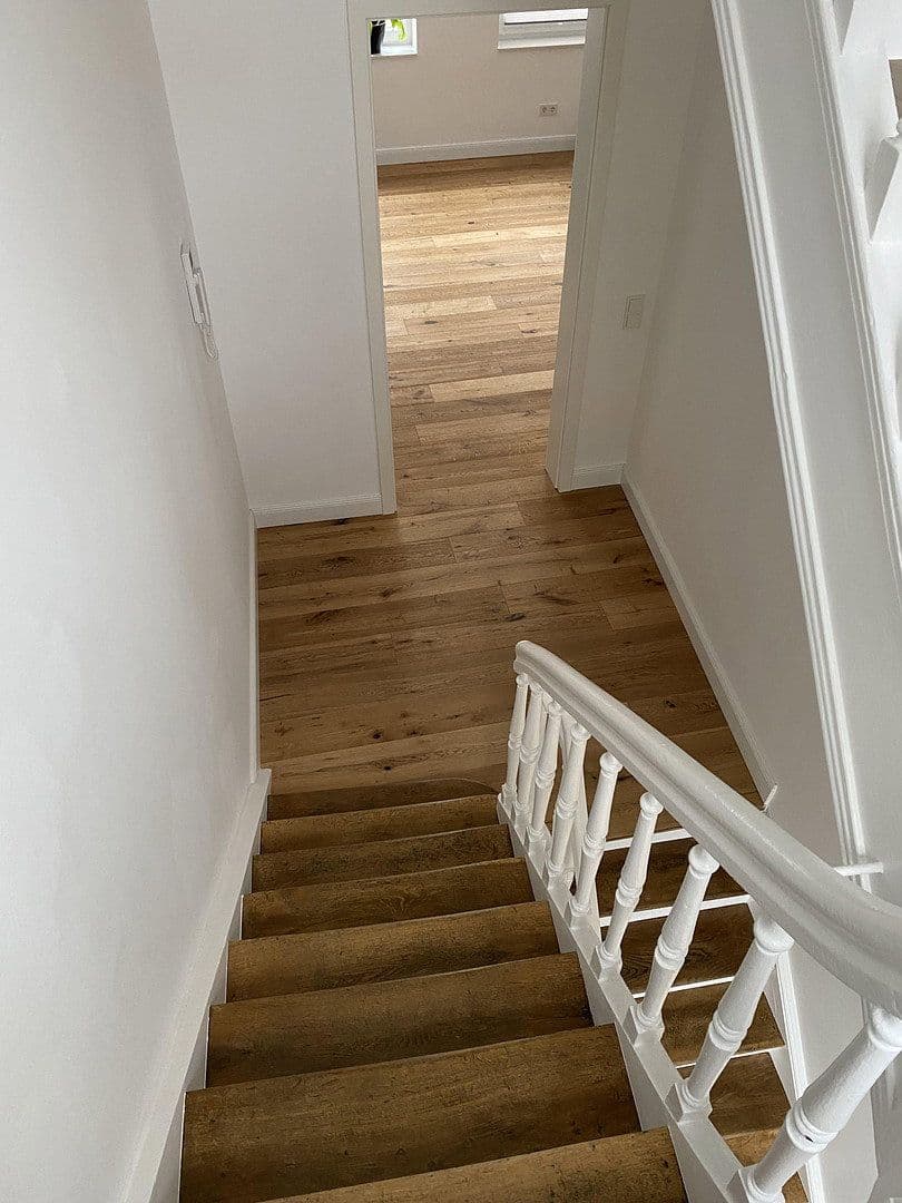 Prodej domu 176 m², pozemek 78 m², Steinfelder Gasse 30, Köln, Severní Porýní-Vestfálsko Prodej domu 176 m², pozemek 78 m², Steinfelder Gasse 30, Köln, Severní Porýní-Vestfálsko