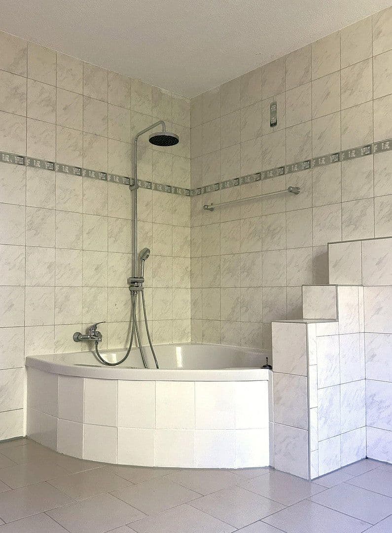 Prodej bytu 3+1 90 m², Emmerting, Bavorsko Prodej bytu 3+1 90 m², Emmerting, Bavorsko