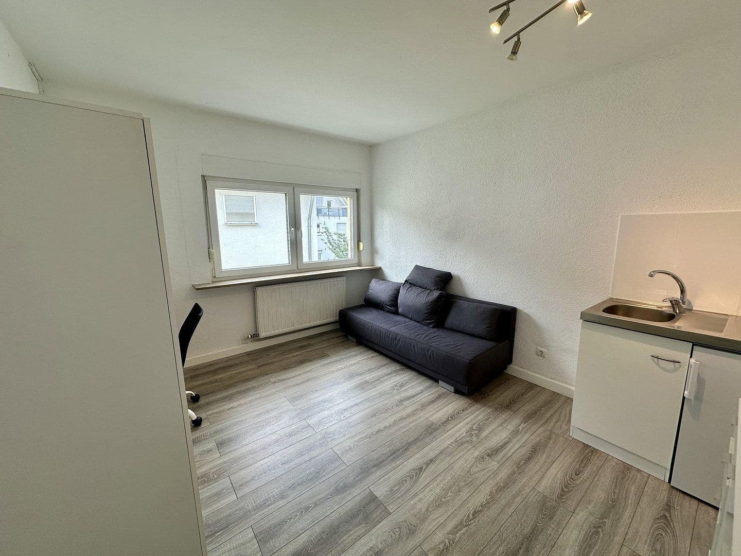 Pronájem bytu 1+1 16 m², Blumhardtstraße 12/1, Heilbronn, Bádensko-Württembersko Pronájem bytu 1+1 16 m², Blumhardtstraße 12/1, Heilbronn, Bádensko-Württembersko
