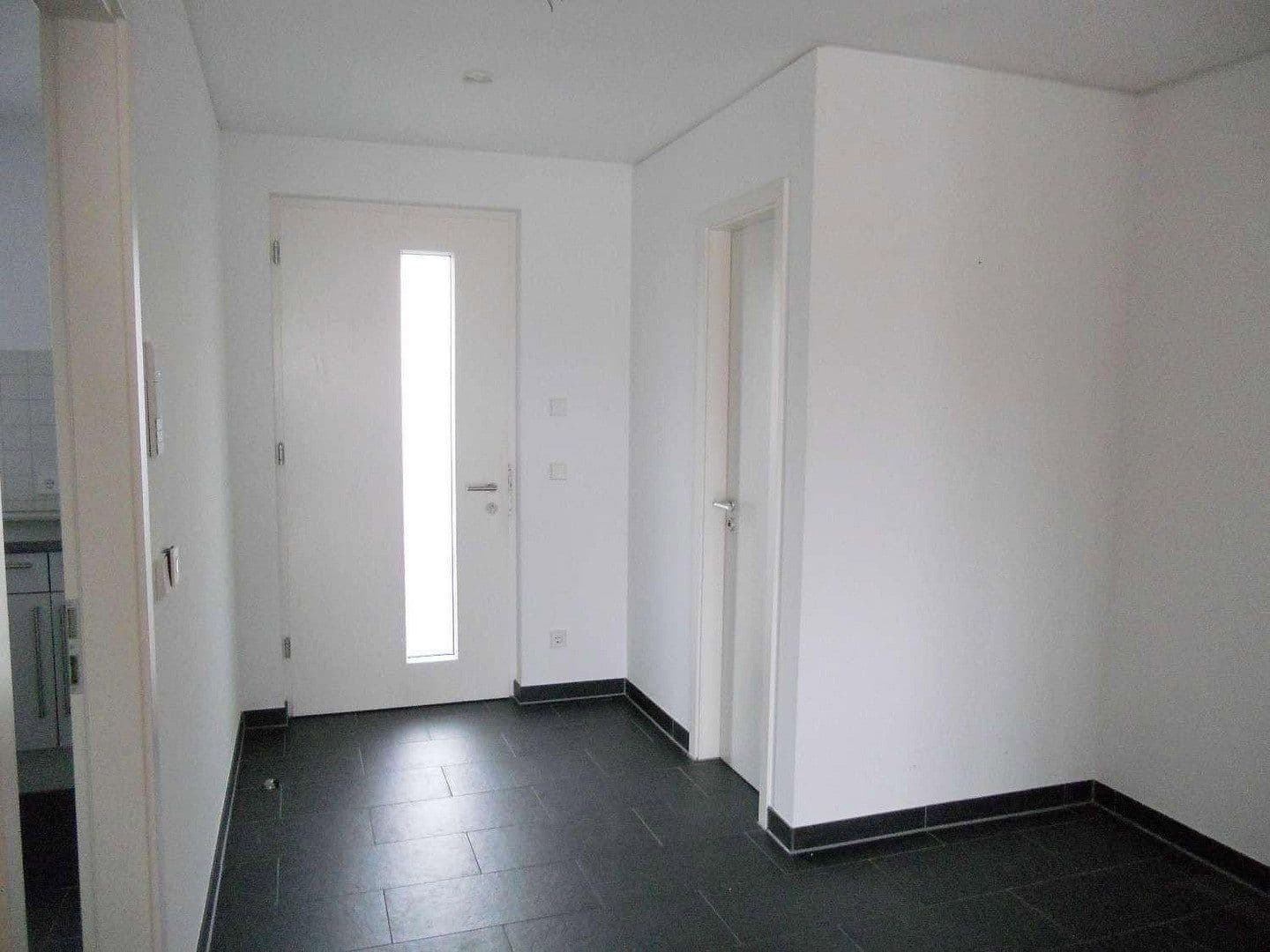 Pronájem bytu 2+1 81 m², Lindenallee 7, Bad Homburg vor der Höhe, Hessen Pronájem bytu 2+1 81 m², Lindenallee 7, Bad Homburg vor der Höhe, Hessen