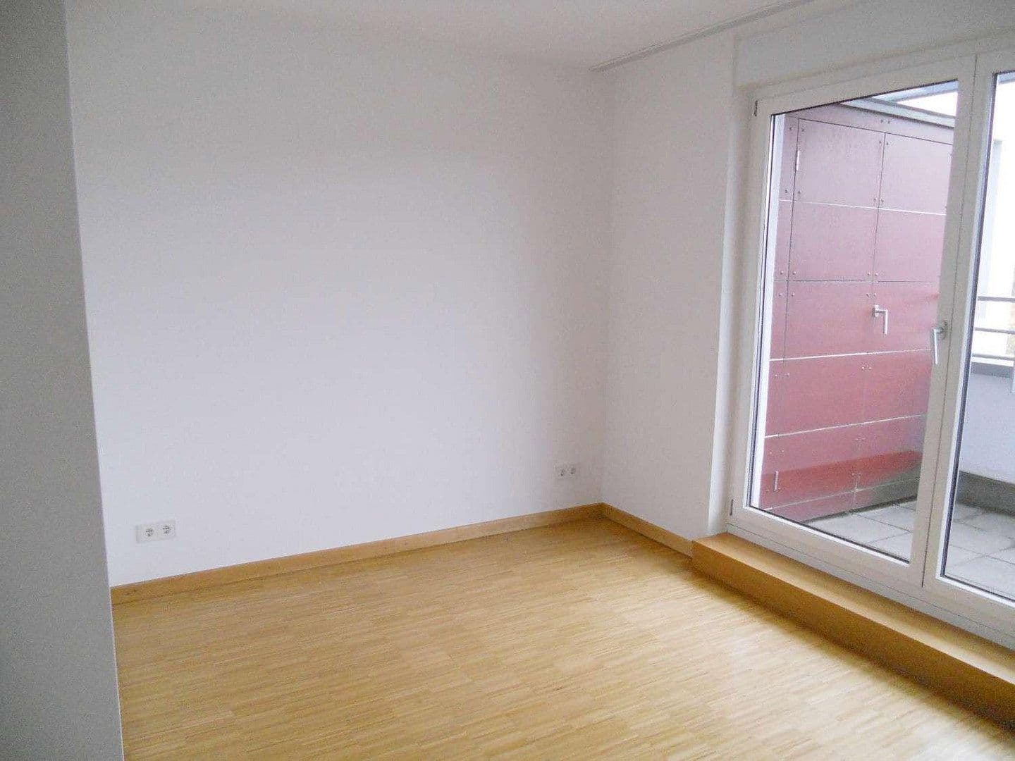 Pronájem bytu 2+1 81 m², Lindenallee 7, Bad Homburg vor der Höhe, Hessen Pronájem bytu 2+1 81 m², Lindenallee 7, Bad Homburg vor der Höhe, Hessen