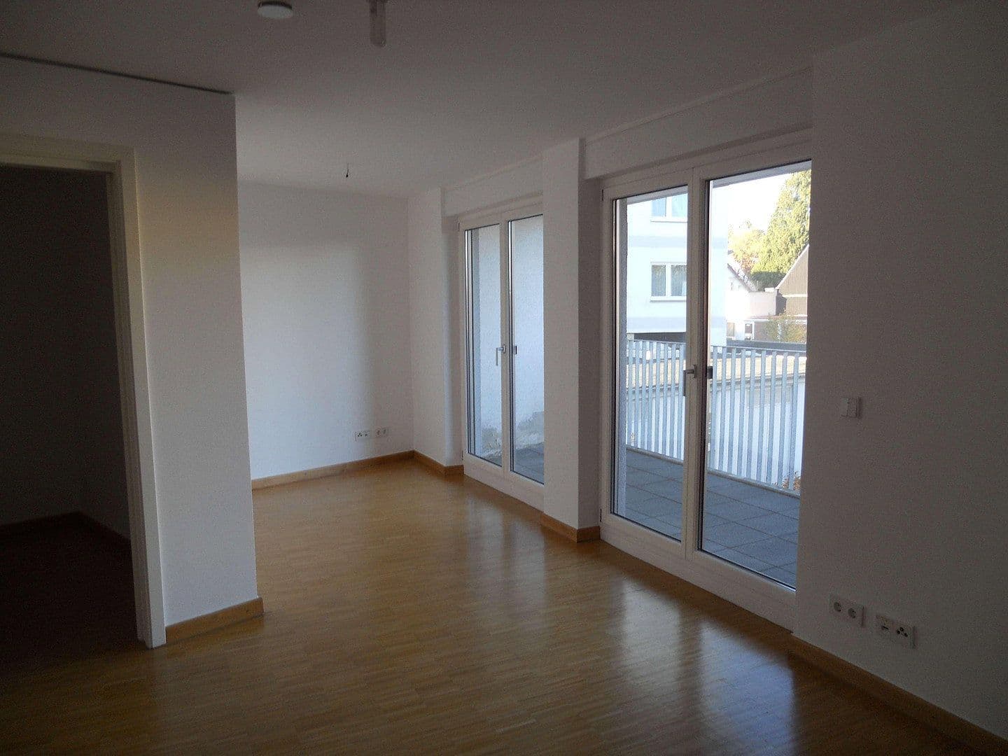 Pronájem bytu 2+1 81 m², Lindenallee 7, Bad Homburg vor der Höhe, Hessen Pronájem bytu 2+1 81 m², Lindenallee 7, Bad Homburg vor der Höhe, Hessen