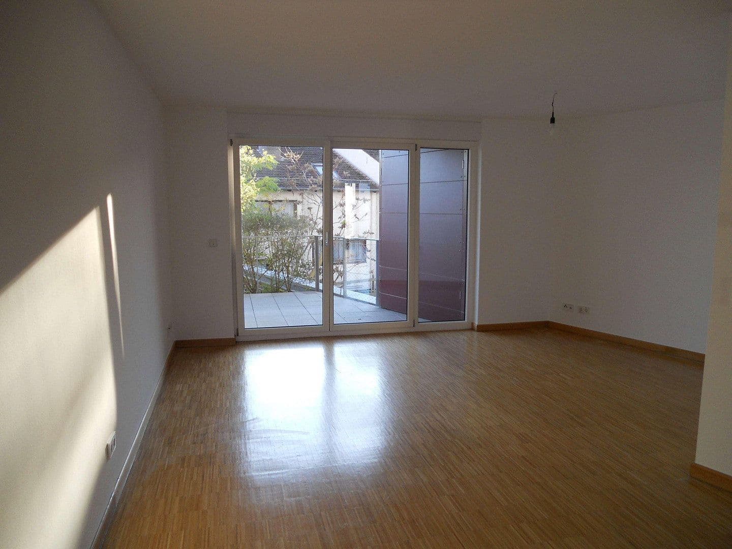 Pronájem bytu 2+1 81 m², Lindenallee 7, Bad Homburg vor der Höhe, Hessen Pronájem bytu 2+1 81 m², Lindenallee 7, Bad Homburg vor der Höhe, Hessen