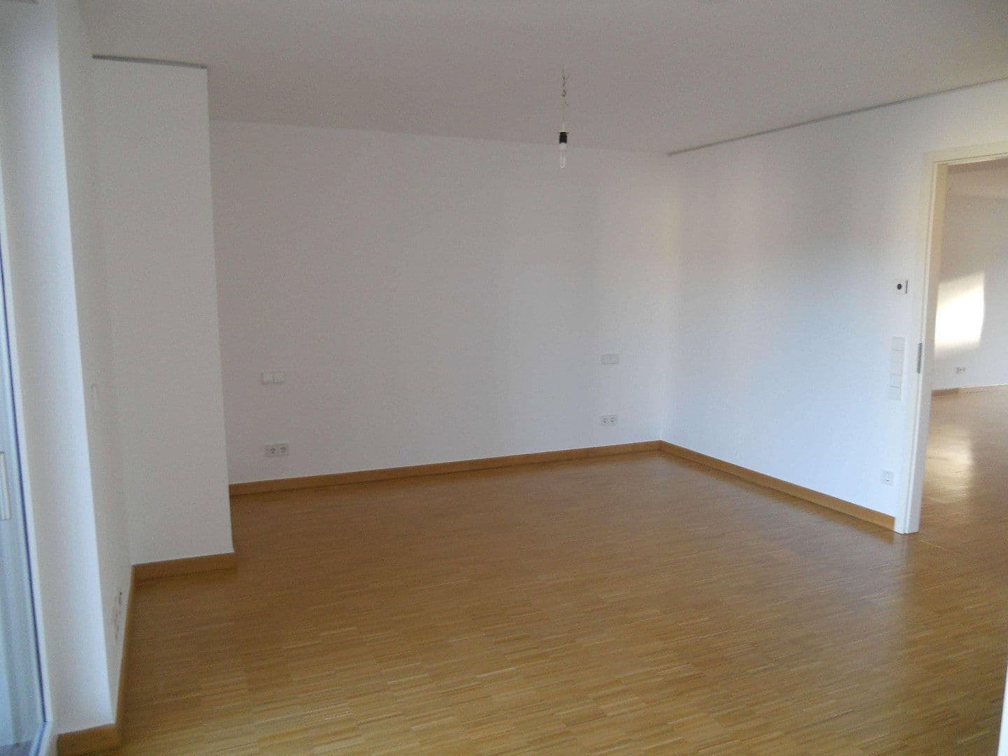 Pronájem bytu 2+1 81 m², Lindenallee 7, Bad Homburg vor der Höhe, Hessen Pronájem bytu 2+1 81 m², Lindenallee 7, Bad Homburg vor der Höhe, Hessen