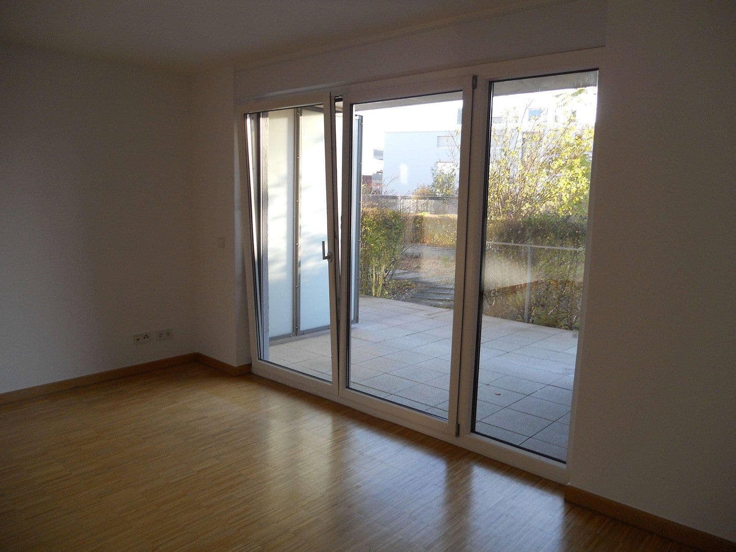 Pronájem bytu 2+1 81 m², Lindenallee 7, Bad Homburg vor der Höhe, Hessen Pronájem bytu 2+1 81 m², Lindenallee 7, Bad Homburg vor der Höhe, Hessen