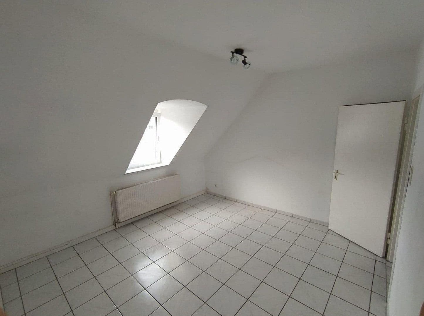 Pronájem bytu 2+1 63 m², Johannistorwall 12a, Osnabrück, Dolní Sasko Pronájem bytu 2+1 63 m², Johannistorwall 12a, Osnabrück, Dolní Sasko