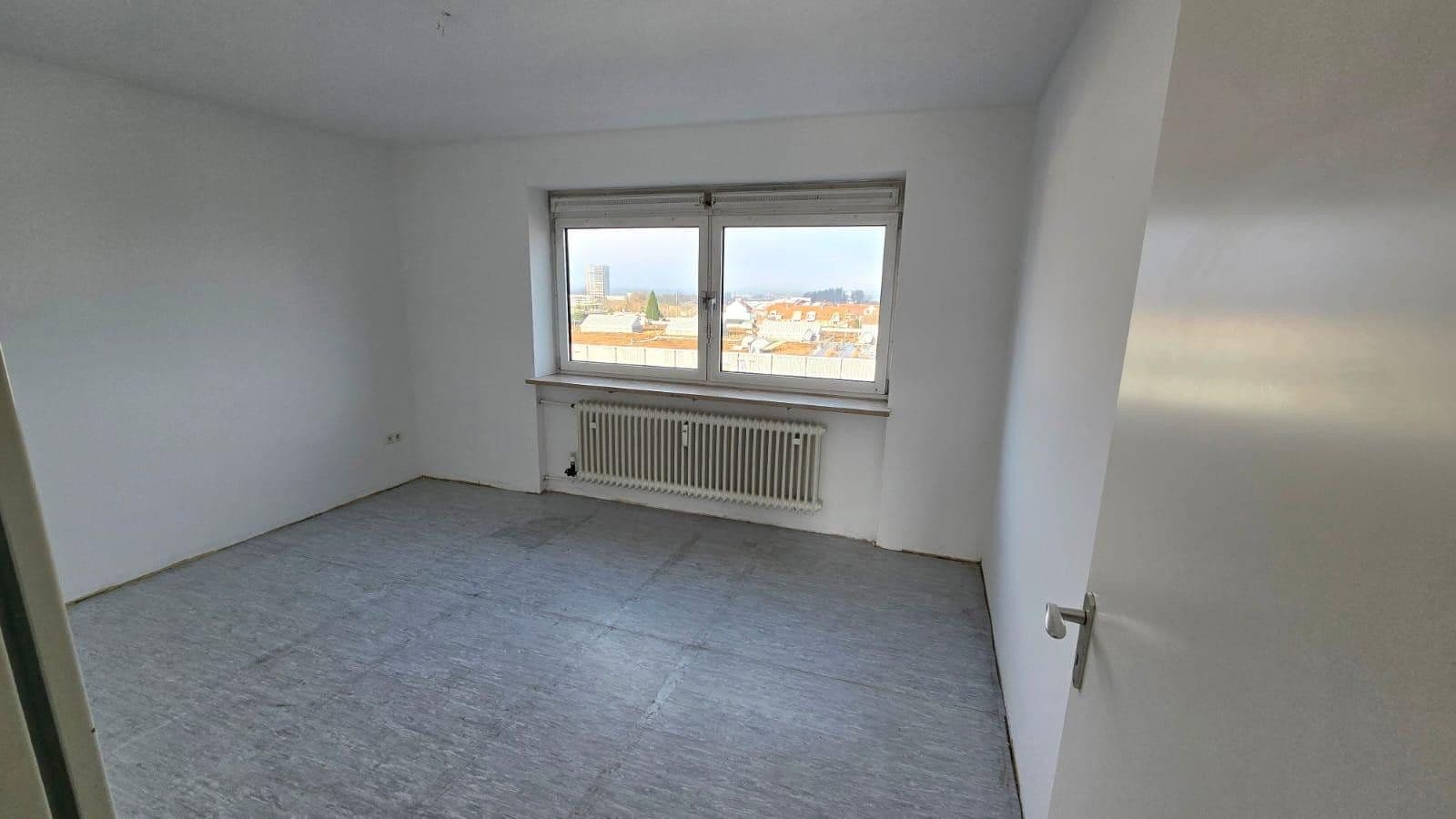 Prodej bytu 4+1 99 m², Germering, Bavorsko Prodej bytu 4+1 99 m², Germering, Bavorsko