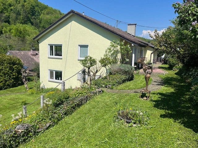 Prodej domu 177 m², pozemek 1.142 m², Rebetsmatt 30, Rheinfelden (Baden), Bádensko-Württembersko Prodej domu 177 m², pozemek 1.142 m², Rebetsmatt 30, Rheinfelden (Baden), Bádensko-Württembersko