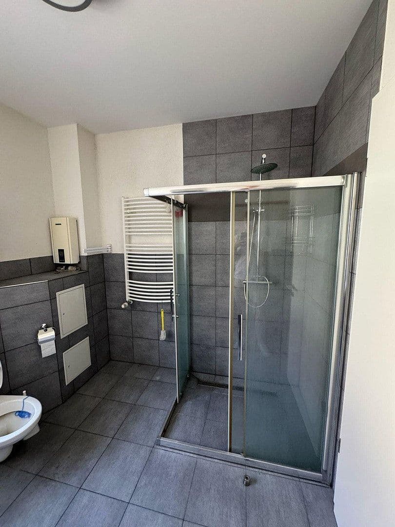Prodej domu 1.055 m², pozemek 1.042 m², Holzmaden, Bádensko-Württembersko Prodej domu 1.055 m², pozemek 1.042 m², Holzmaden, Bádensko-Württembersko