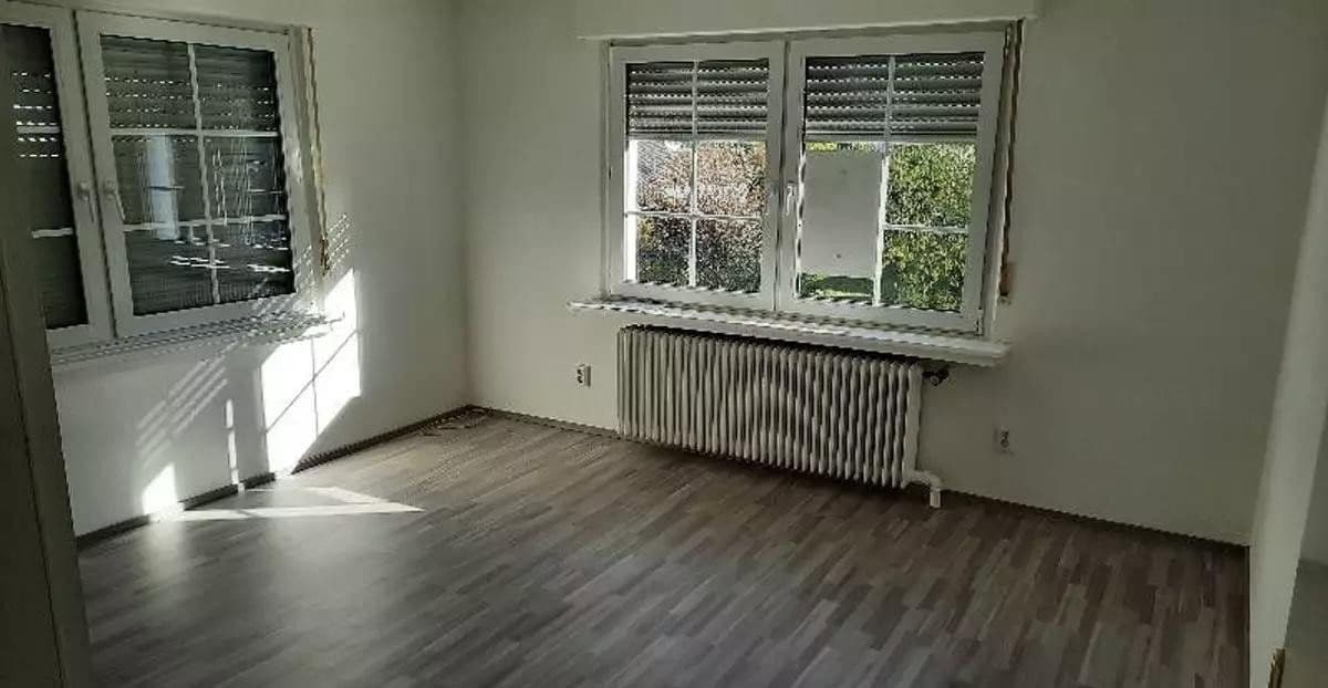 Pronájem bytu 3+1 79 m², Goethestr. 18, Sankt Augustin, Severní Porýní-Vestfálsko Pronájem bytu 3+1 79 m², Goethestr. 18, Sankt Augustin, Severní Porýní-Vestfálsko