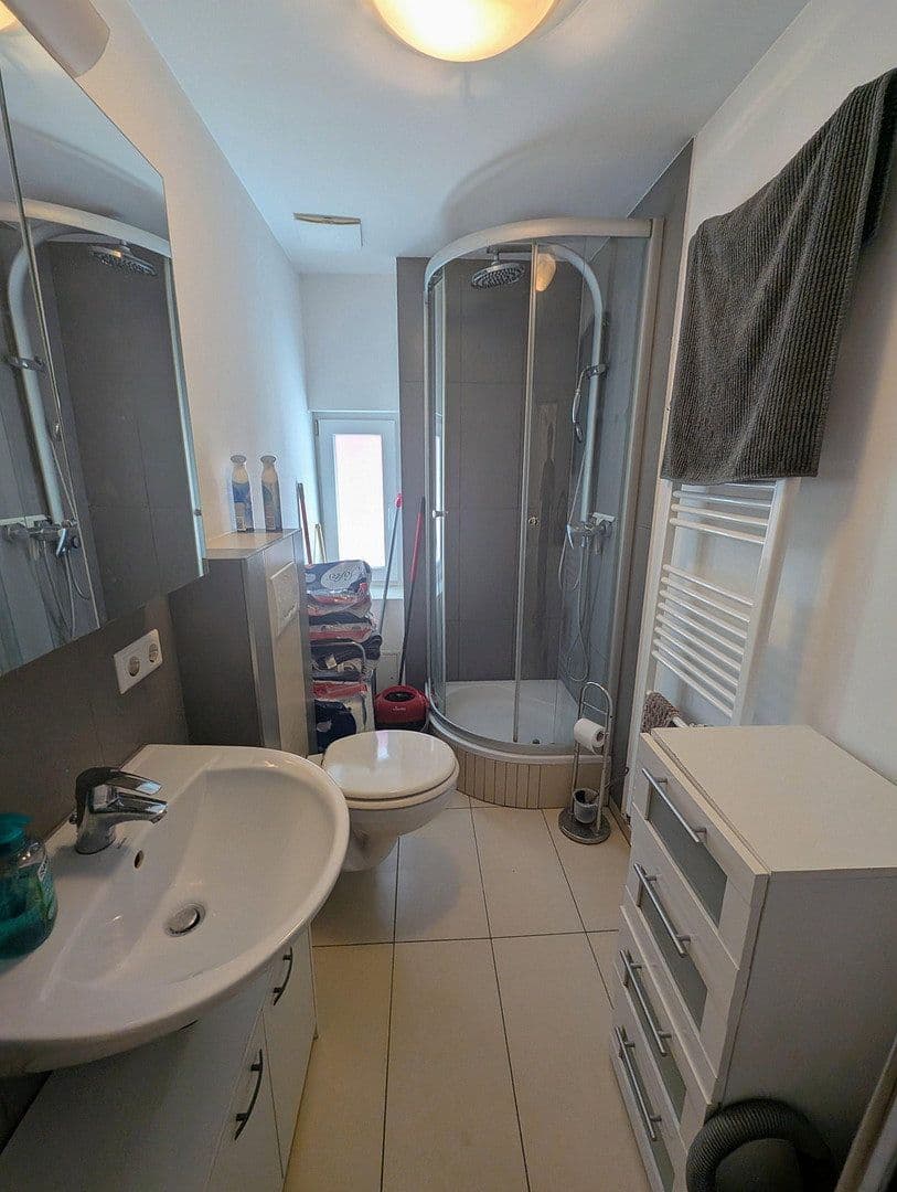 Pronájem bytu 3+1 18 m², Veielbrunnenweg 84, Stuttgart, Bádensko-Württembersko Pronájem bytu 3+1 18 m², Veielbrunnenweg 84, Stuttgart, Bádensko-Württembersko