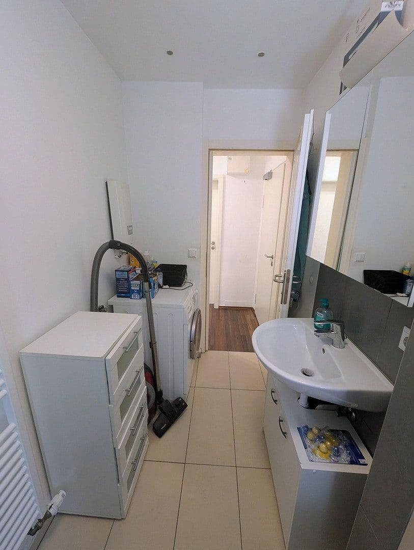 Pronájem bytu 3+1 18 m², Veielbrunnenweg 84, Stuttgart, Bádensko-Württembersko Pronájem bytu 3+1 18 m², Veielbrunnenweg 84, Stuttgart, Bádensko-Württembersko