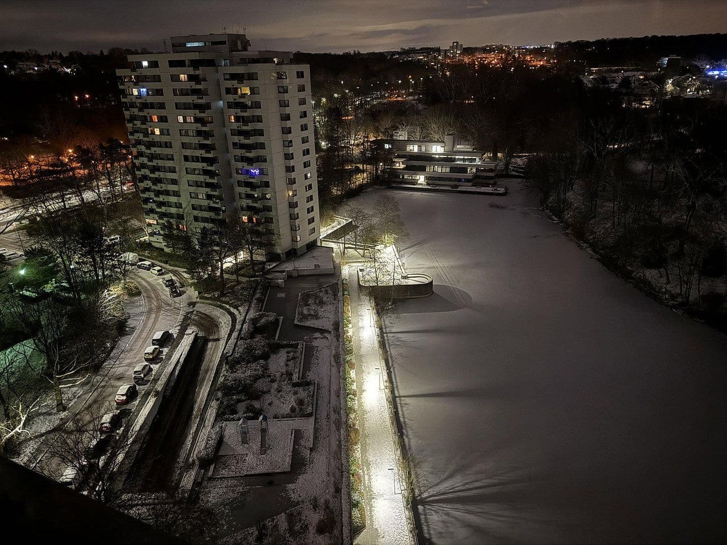 Prodej bytu 4+1 134 m², Erkrath, Severní Porýní-Vestfálsko Prodej bytu 4+1 134 m², Erkrath, Severní Porýní-Vestfálsko