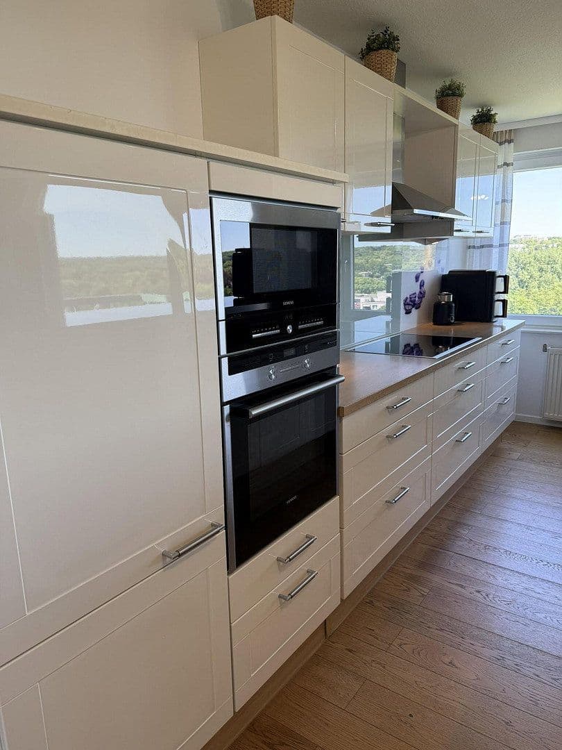 Prodej bytu 4+1 134 m², Erkrath, Severní Porýní-Vestfálsko Prodej bytu 4+1 134 m², Erkrath, Severní Porýní-Vestfálsko