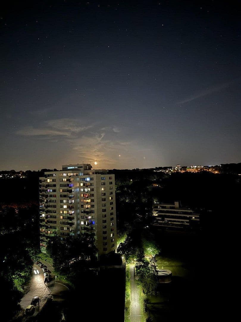 Prodej bytu 4+1 134 m², Erkrath, Severní Porýní-Vestfálsko Prodej bytu 4+1 134 m², Erkrath, Severní Porýní-Vestfálsko