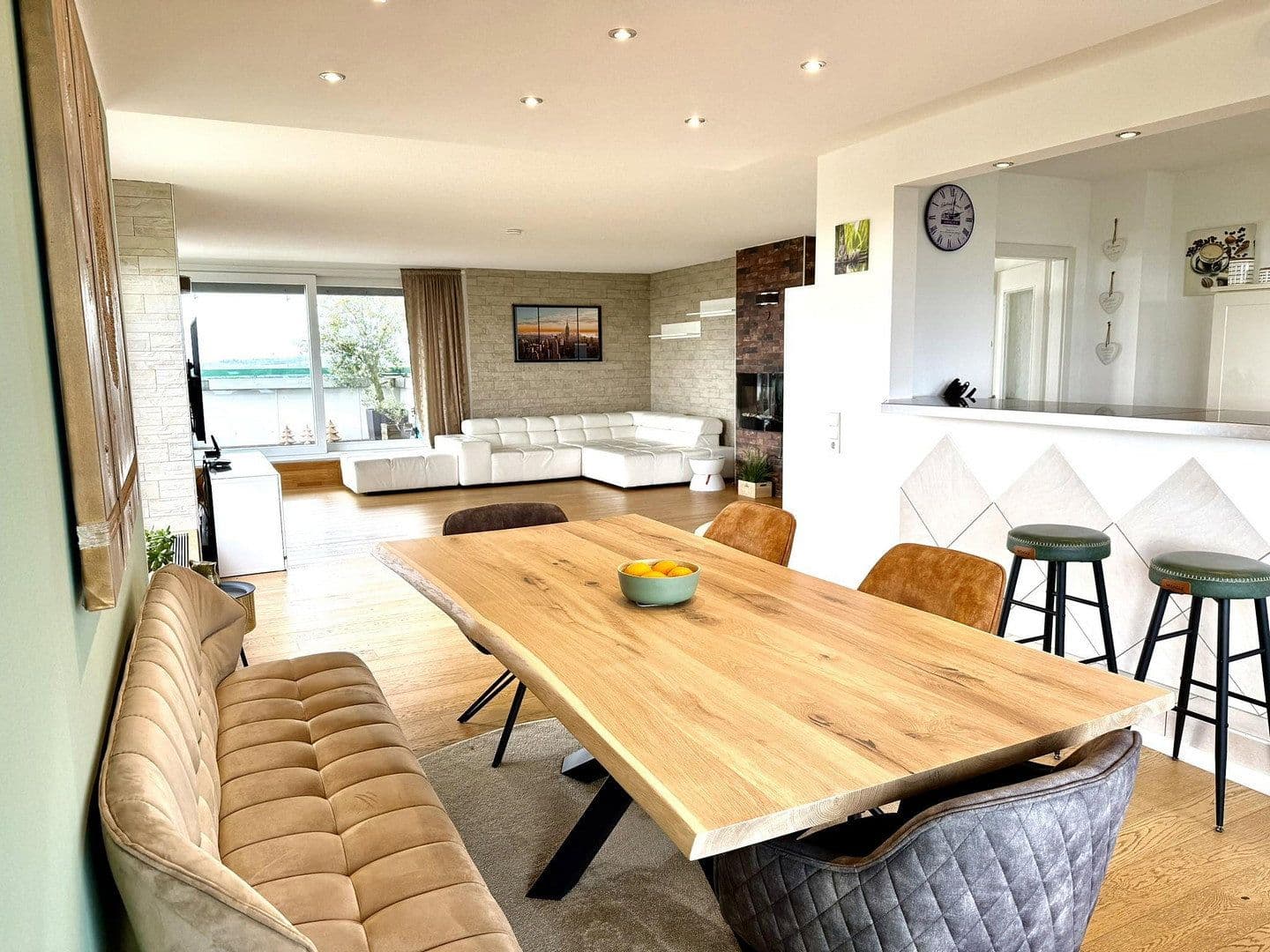 Prodej bytu 4+1 134 m², Erkrath, Severní Porýní-Vestfálsko Prodej bytu 4+1 134 m², Erkrath, Severní Porýní-Vestfálsko