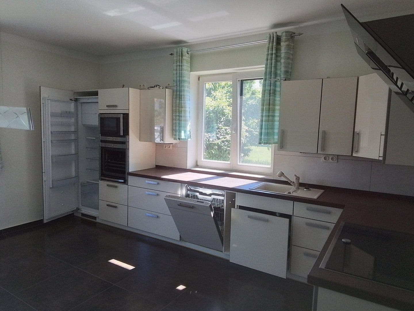 Prodej domu 313 m², pozemek 629 m², Naunhof, Sasko Prodej domu 313 m², pozemek 629 m², Naunhof, Sasko