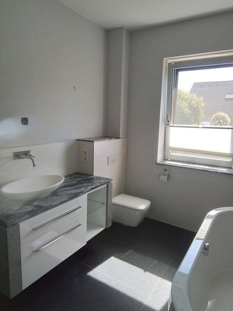 Prodej domu 313 m², pozemek 629 m², Naunhof, Sasko Prodej domu 313 m², pozemek 629 m², Naunhof, Sasko