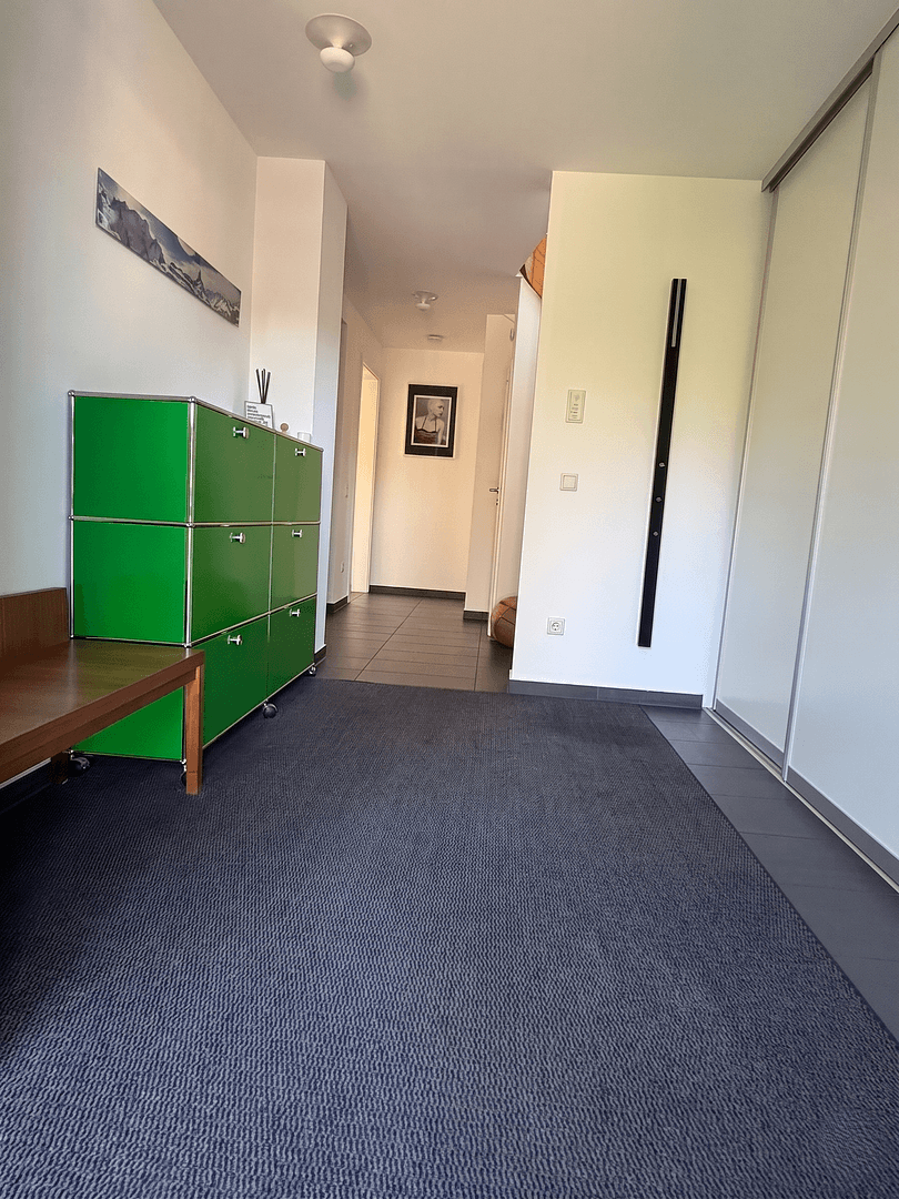 Prodej domu 202 m², pozemek 700 m², Vogelherdstraße 11, Rückersdorf, Bavorsko Prodej domu 202 m², pozemek 700 m², Vogelherdstraße 11, Rückersdorf, Bavorsko