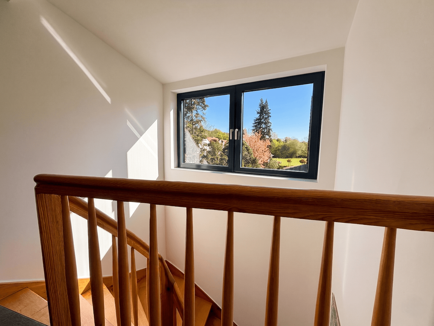 Prodej domu 202 m², pozemek 700 m², Vogelherdstraße 11, Rückersdorf, Bavorsko Prodej domu 202 m², pozemek 700 m², Vogelherdstraße 11, Rückersdorf, Bavorsko