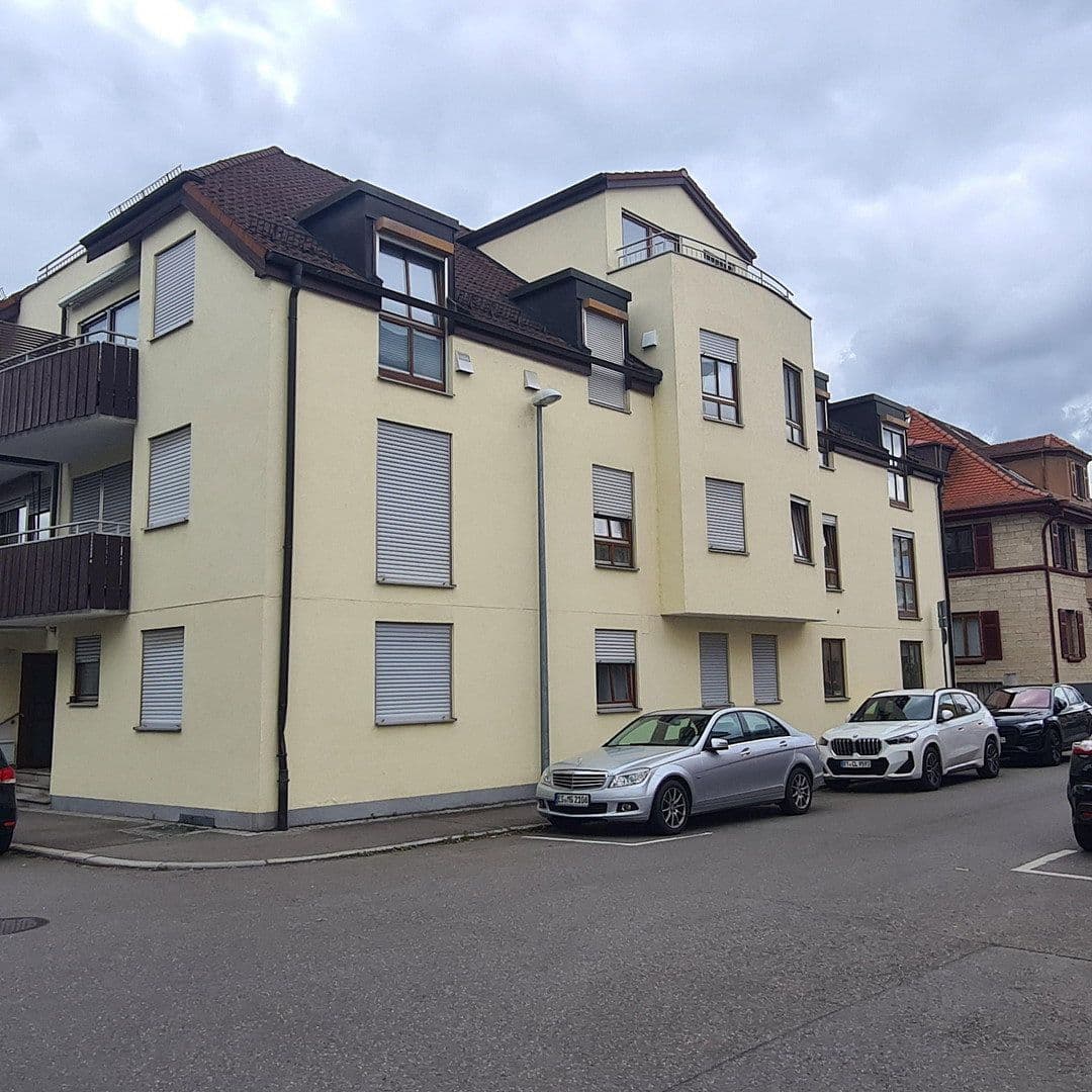 Pronájem bytu 2+1 62 m², Ulrichstraße 34, Reutlingen, Bádensko-Württembersko Pronájem bytu 2+1 62 m², Ulrichstraße 34, Reutlingen, Bádensko-Württembersko