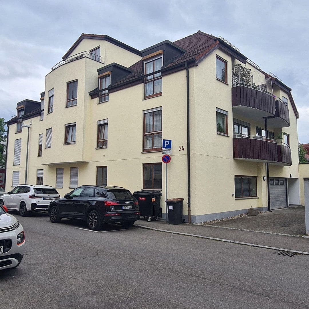 Pronájem bytu 2+1 62 m², Ulrichstraße 34, Reutlingen, Bádensko-Württembersko Pronájem bytu 2+1 62 m², Ulrichstraße 34, Reutlingen, Bádensko-Württembersko