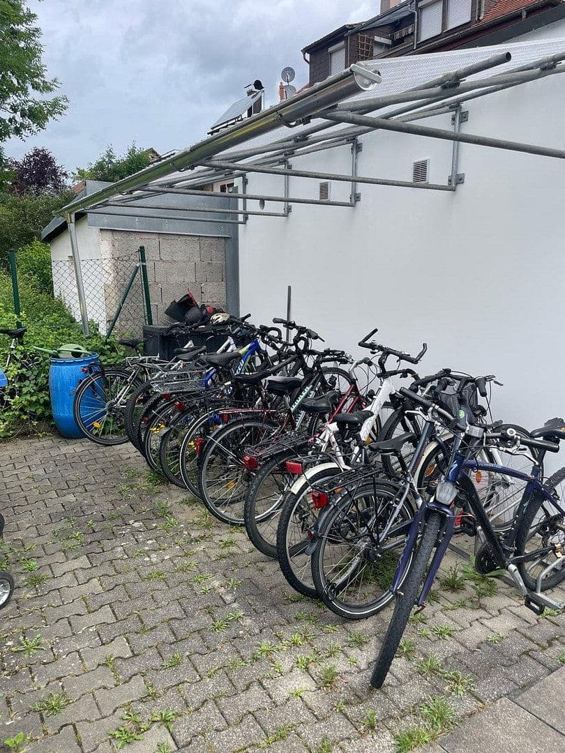 Pronájem bytu 2+1 62 m², Ulrichstraße 34, Reutlingen, Bádensko-Württembersko Pronájem bytu 2+1 62 m², Ulrichstraße 34, Reutlingen, Bádensko-Württembersko