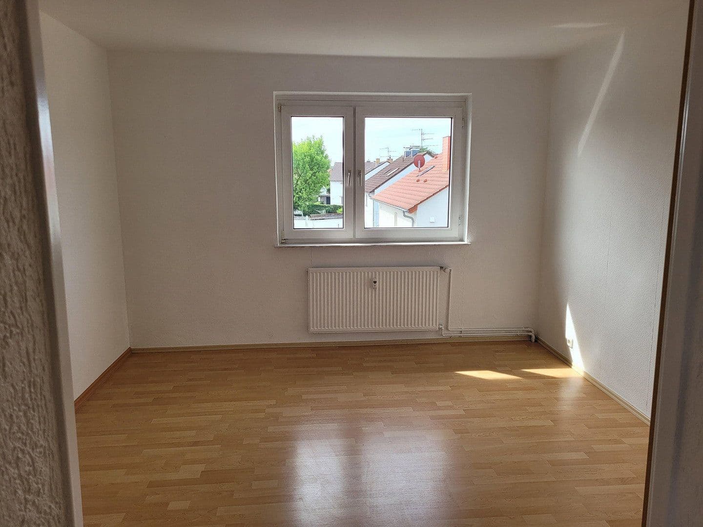 Pronájem bytu 3+1 63 m², Königsberger Straße, Karlstein am Main, Bavorsko Pronájem bytu 3+1 63 m², Königsberger Straße, Karlstein am Main, Bavorsko