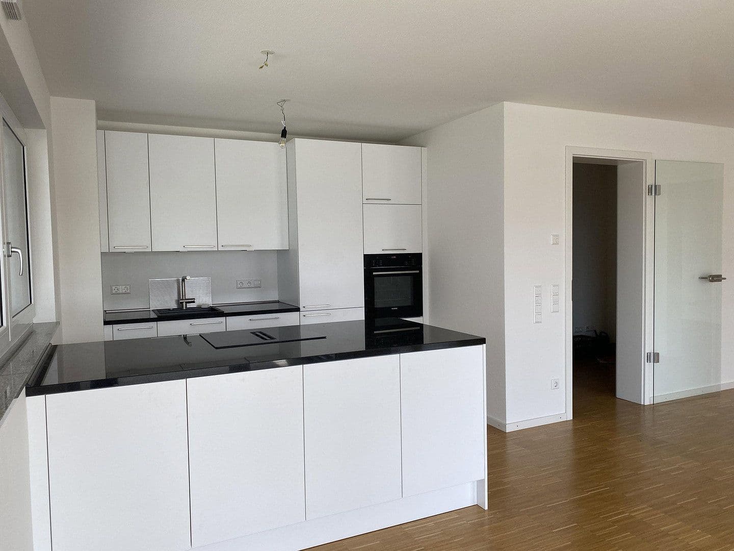 Pronájem bytu 3+1 100 m², Oberhochstegstr. 43, Lindau (Bodensee), Bavorsko Pronájem bytu 3+1 100 m², Oberhochstegstr. 43, Lindau (Bodensee), Bavorsko