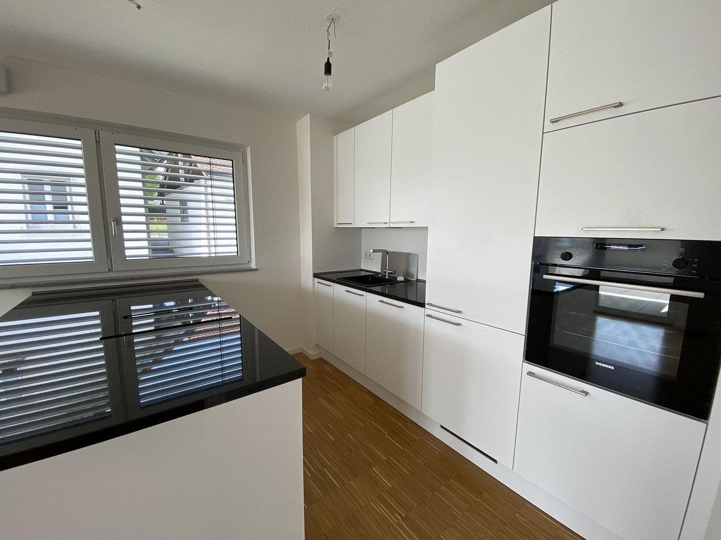 Pronájem bytu 3+1 100 m², Oberhochstegstr. 43, Lindau (Bodensee), Bavorsko Pronájem bytu 3+1 100 m², Oberhochstegstr. 43, Lindau (Bodensee), Bavorsko