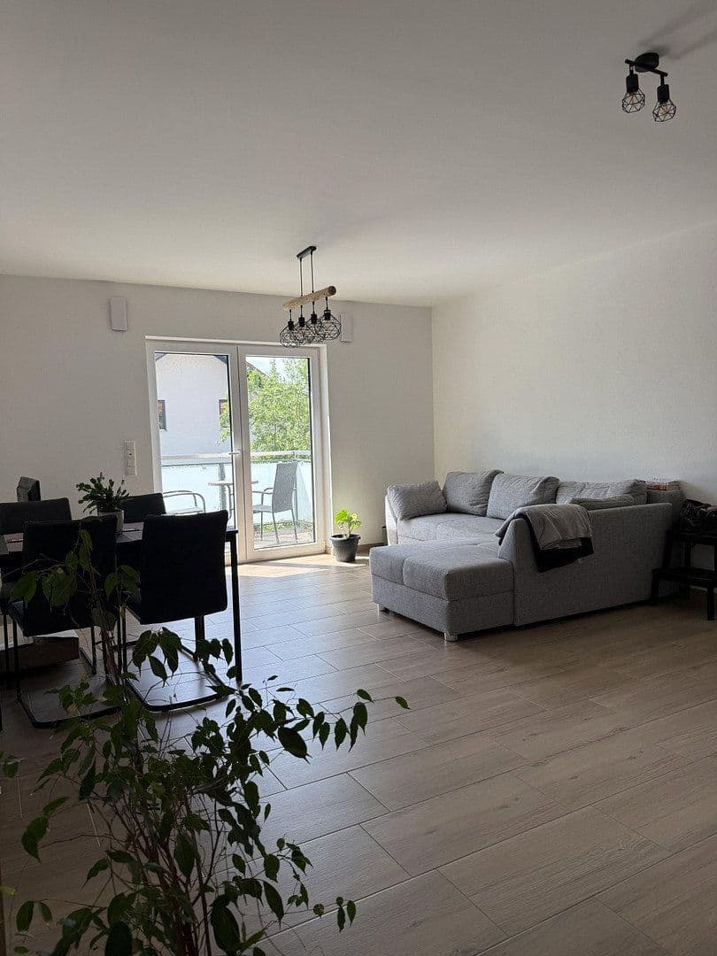 Pronájem bytu 3+1 69 m², Hofkirchen, Bavorsko Pronájem bytu 3+1 69 m², Hofkirchen, Bavorsko