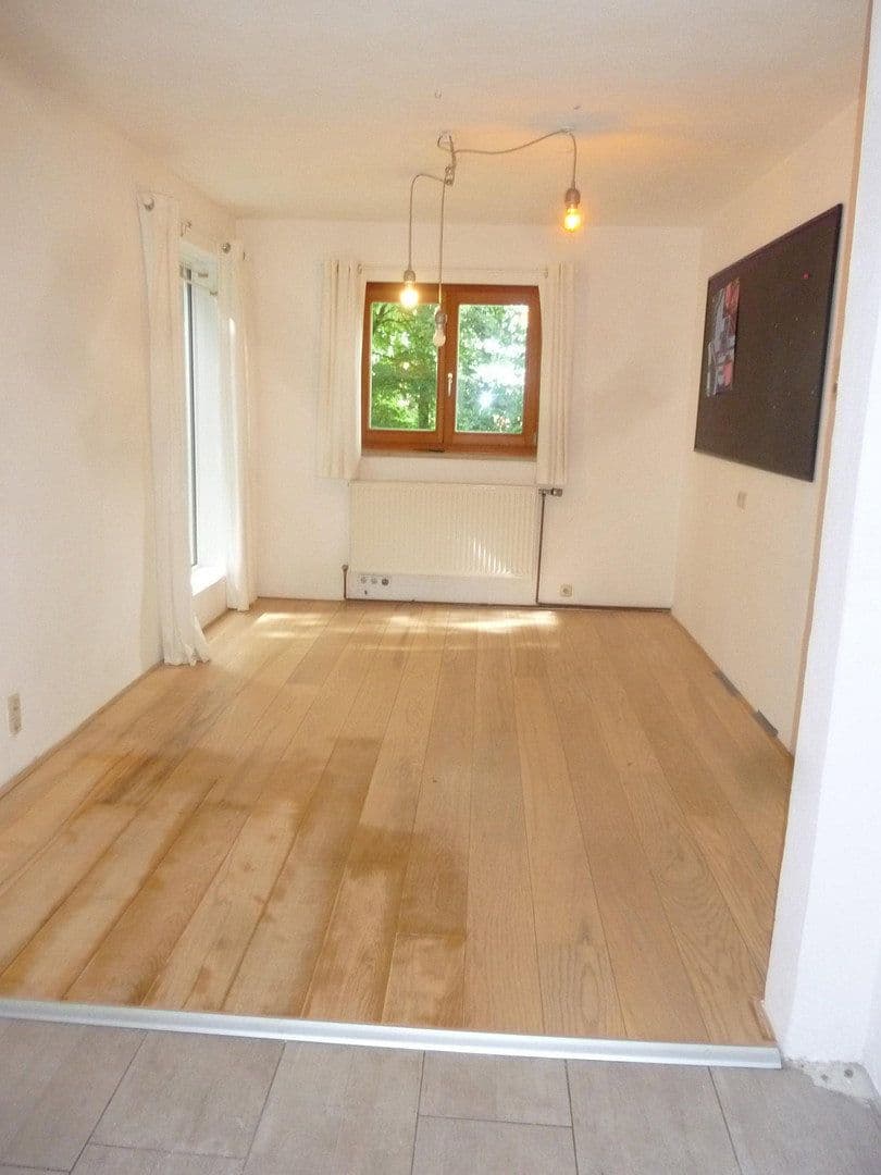 Prodej domu 105 m², pozemek 1.135 m², Übersee, Bavorsko Prodej domu 105 m², pozemek 1.135 m², Übersee, Bavorsko