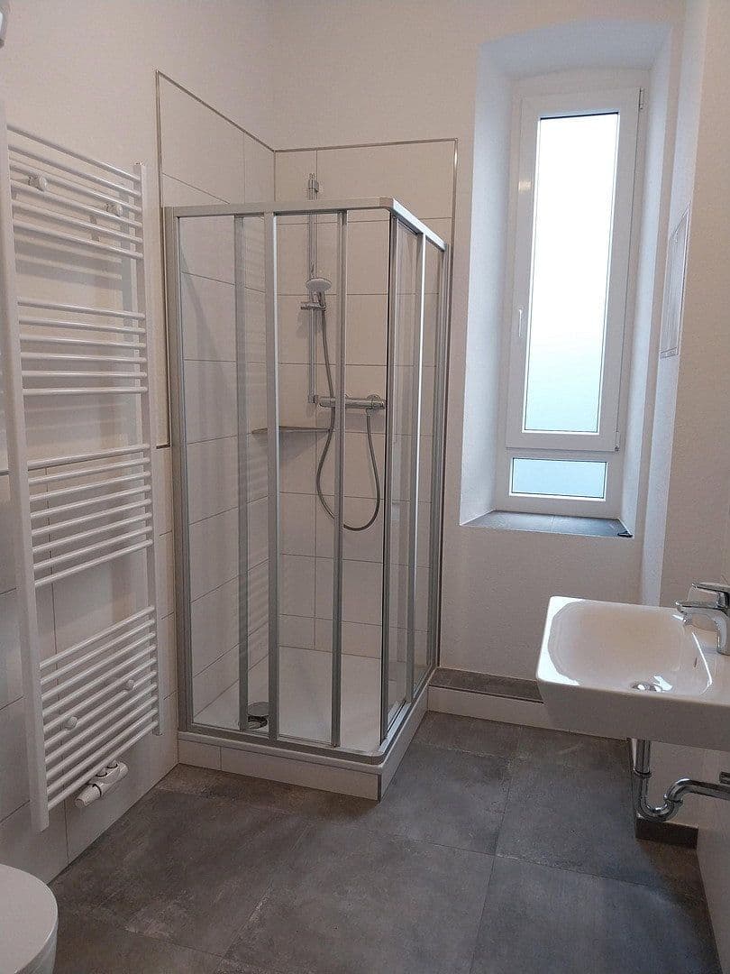 Pronájem bytu 3+1 94 m², Erthalstraße 13, Aschaffenburg, Bavorsko Pronájem bytu 3+1 94 m², Erthalstraße 13, Aschaffenburg, Bavorsko
